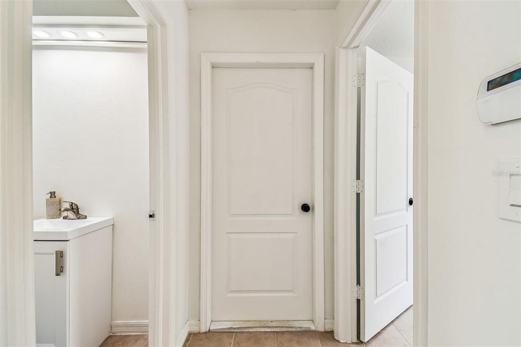 На продажу: $645,900 (5 спален, 2 ванн, 3220 Квадратных фут)