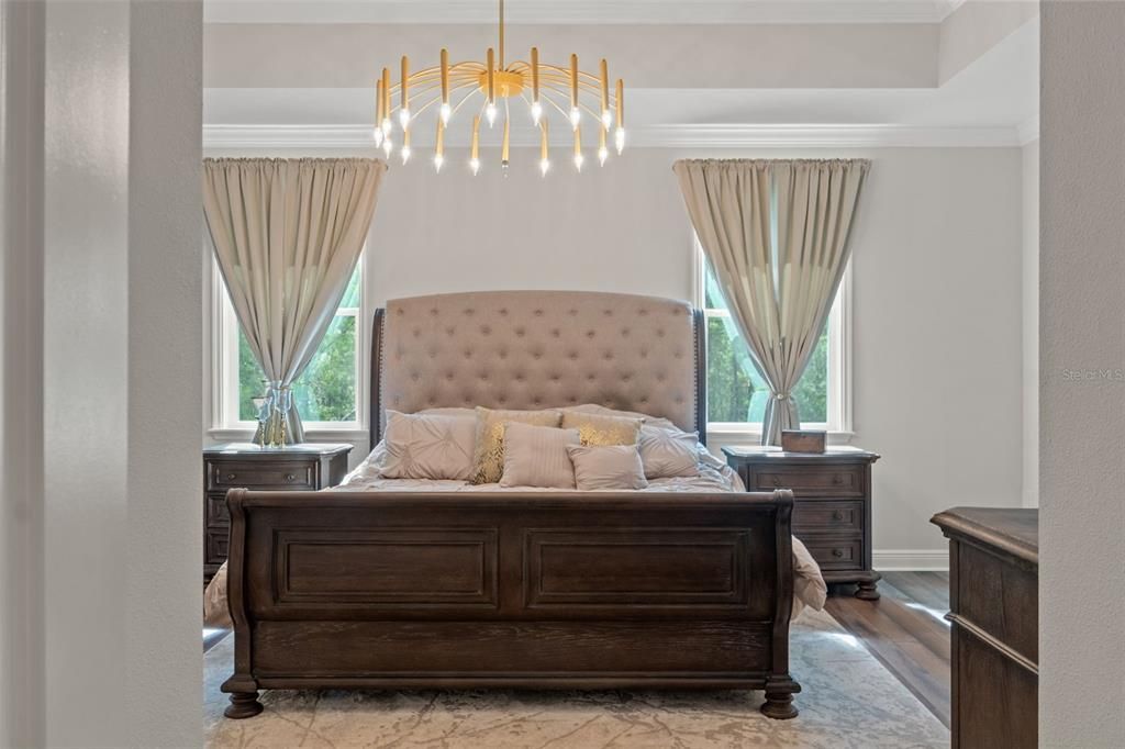 Под контрактом: $455,000 (3 спален, 3 ванн, 3029 Квадратных фут)