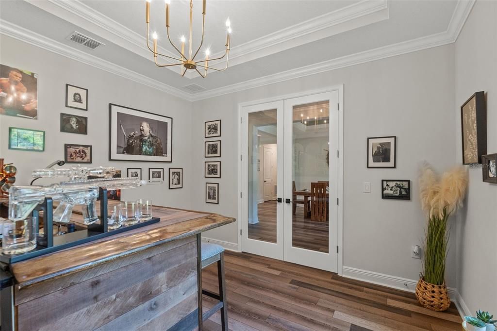 Под контрактом: $455,000 (3 спален, 3 ванн, 3029 Квадратных фут)