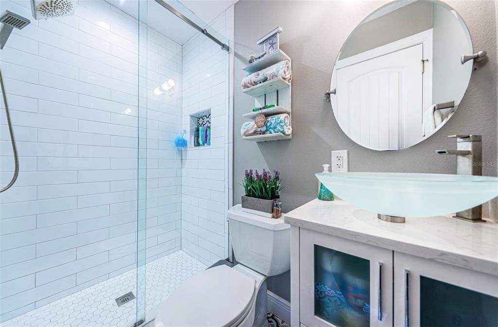 For Rent: $4,500 (3 beds, 3 baths, 1330 Square Feet)