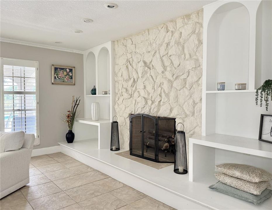 For Sale: $950,000 (3 beds, 3 baths, 3401 Square Feet)