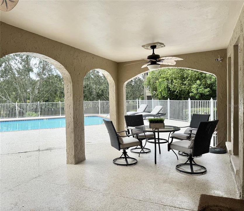 For Sale: $950,000 (3 beds, 3 baths, 3401 Square Feet)