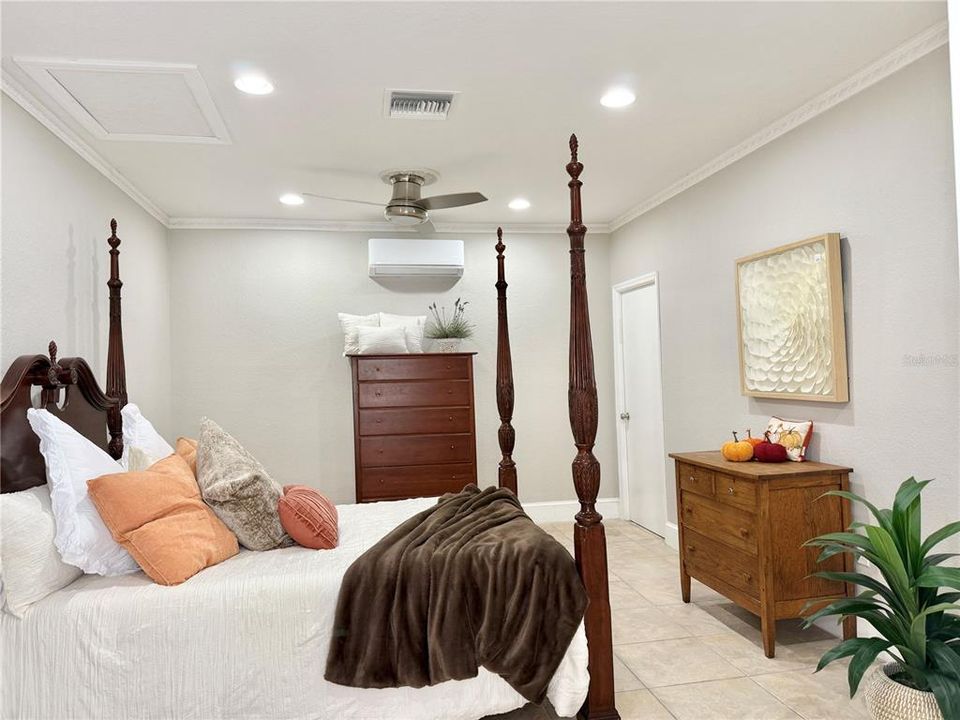 For Sale: $950,000 (3 beds, 3 baths, 3401 Square Feet)