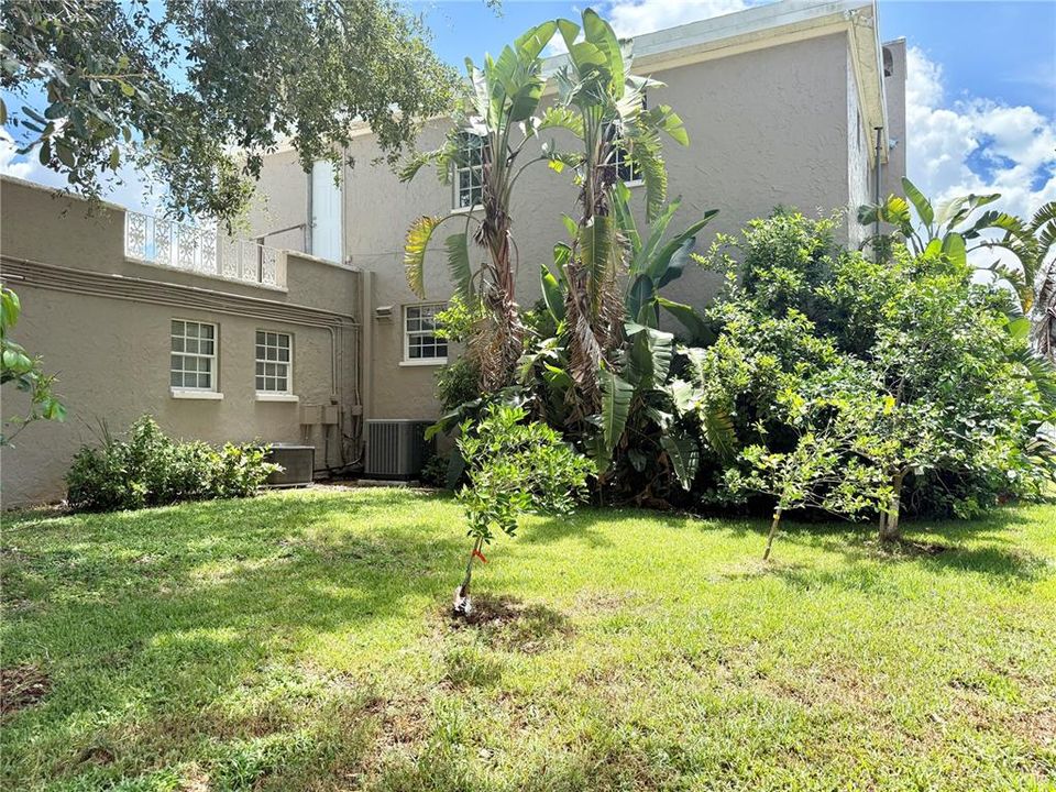 For Sale: $950,000 (3 beds, 3 baths, 3401 Square Feet)