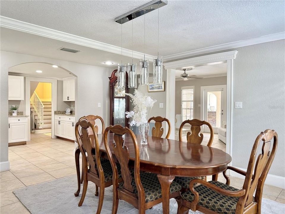 For Sale: $950,000 (3 beds, 3 baths, 3401 Square Feet)