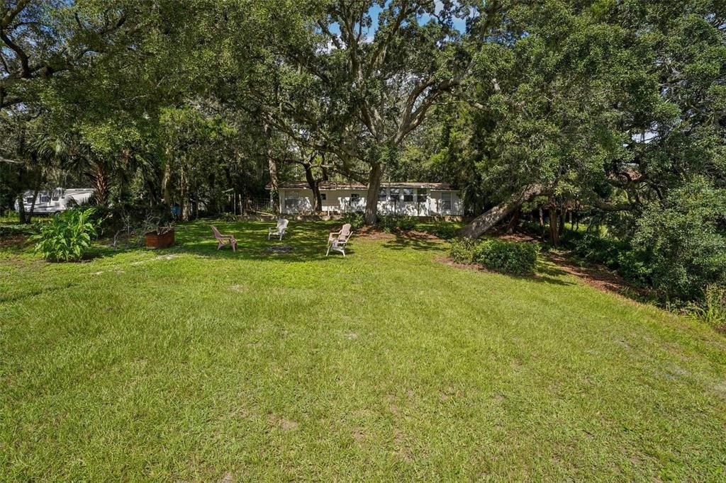 Под контрактом: $255,000 (2 спален, 2 ванн, 1080 Квадратных фут)