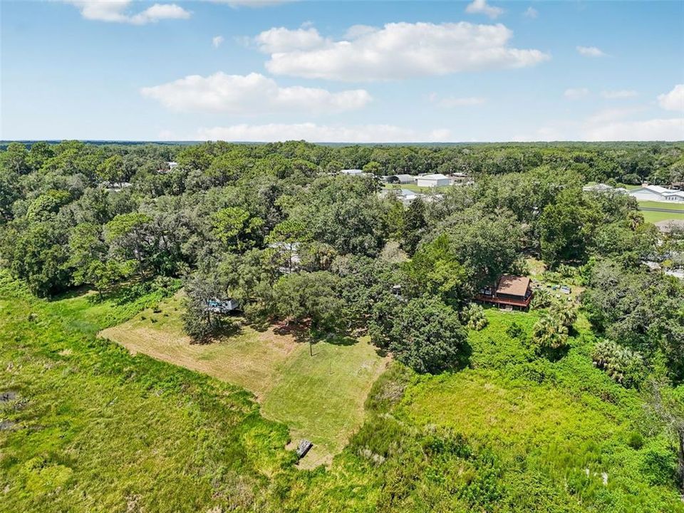 Под контрактом: $255,000 (2 спален, 2 ванн, 1080 Квадратных фут)