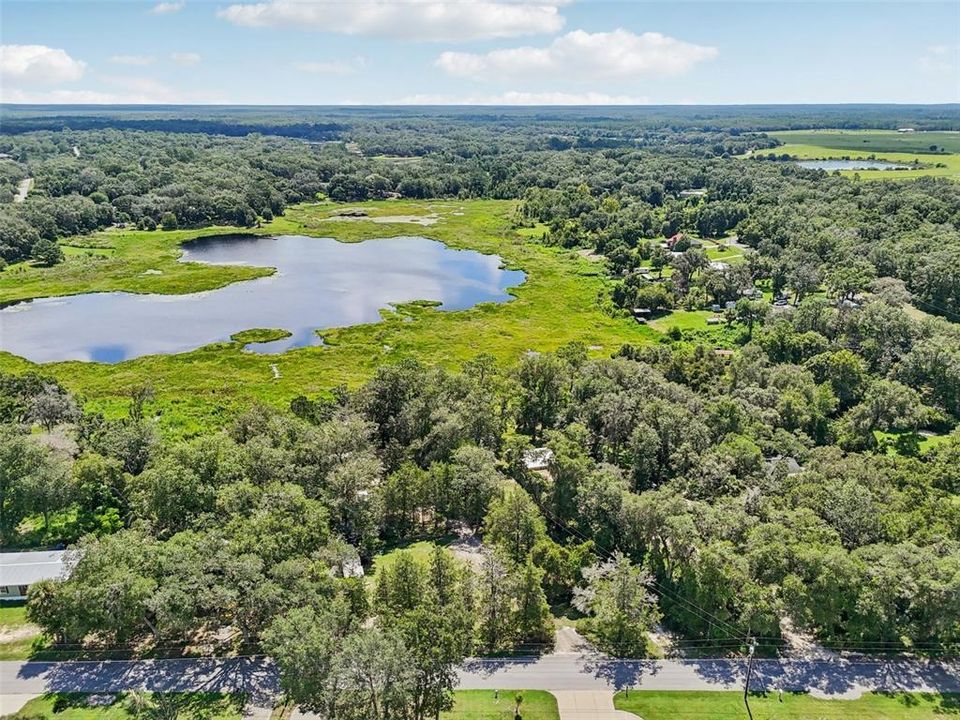 Под контрактом: $255,000 (2 спален, 2 ванн, 1080 Квадратных фут)