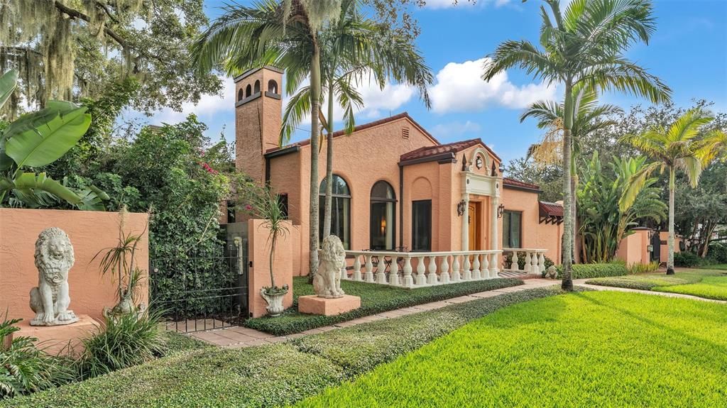 Vendido Recientemente: $985,000 (4 camas, 4 baños, 5762 Pies cuadrados)