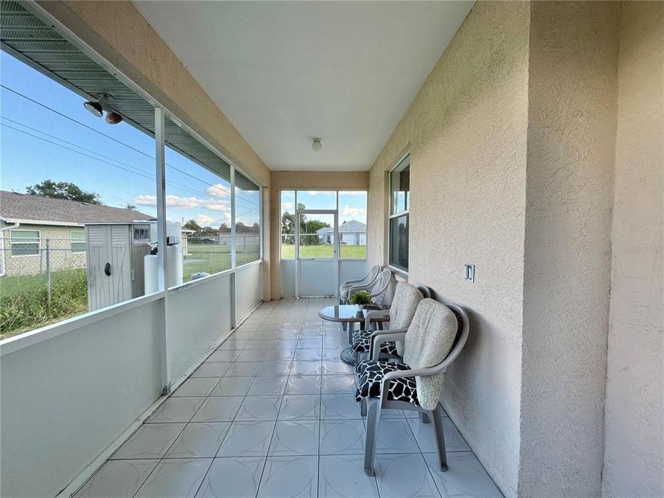 For Rent: $2,450 (3 beds, 2 baths, 1627 Square Feet)