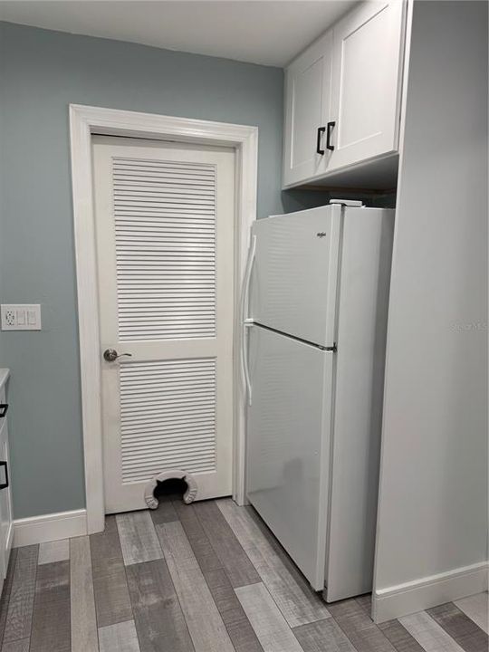 Active With Contract: $2,200 (2 beds, 2 baths, 1333 Square Feet)