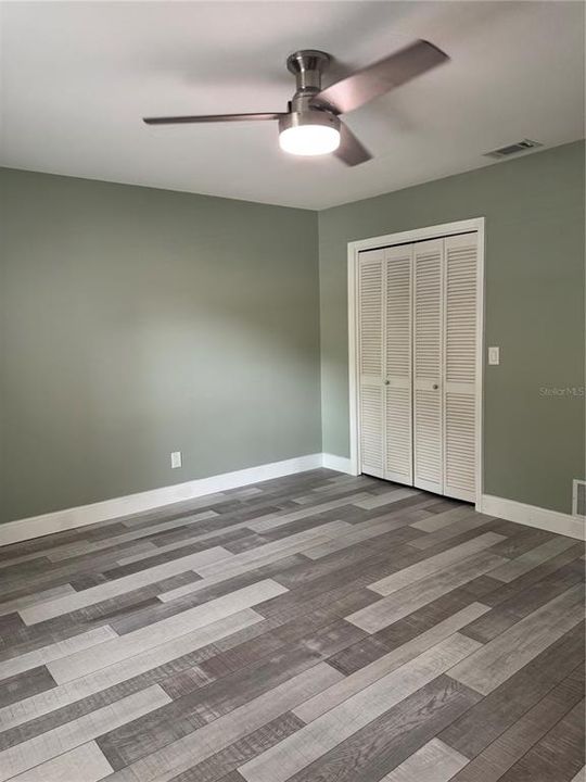 Active With Contract: $2,200 (2 beds, 2 baths, 1333 Square Feet)