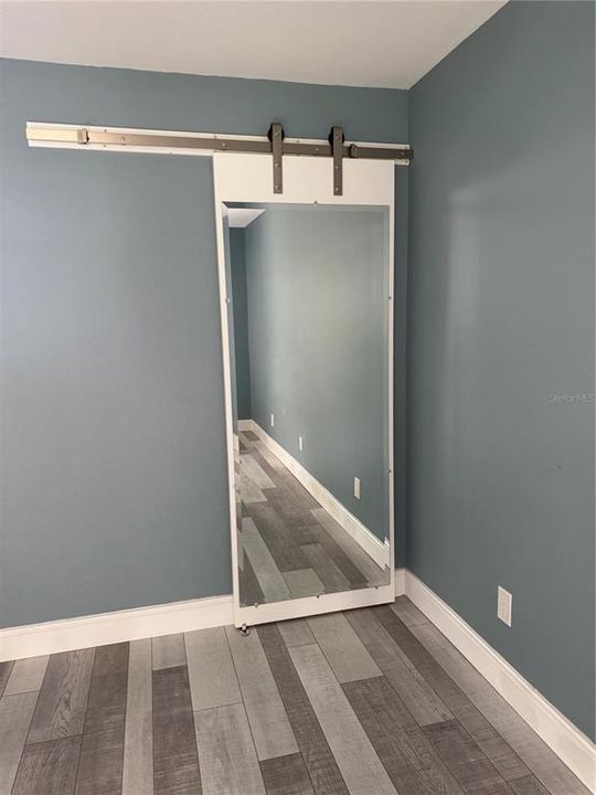 Active With Contract: $2,200 (2 beds, 2 baths, 1333 Square Feet)