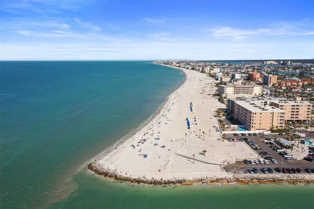 待售: $749,000 (1 贝兹, 0 浴室, 865 平方英尺)