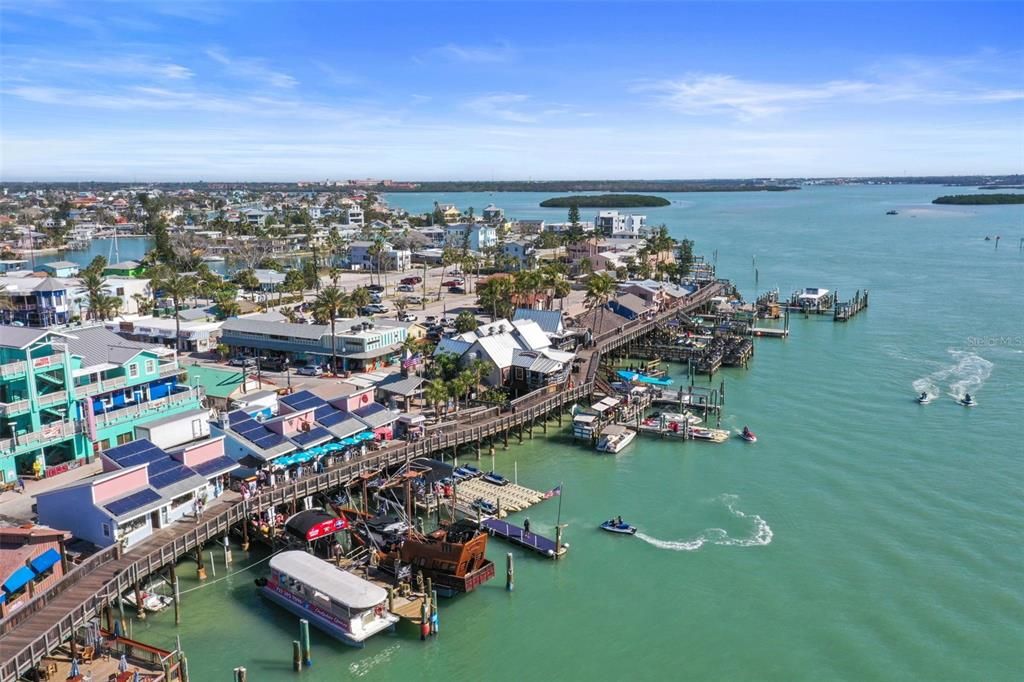 待售: $749,000 (1 贝兹, 0 浴室, 865 平方英尺)