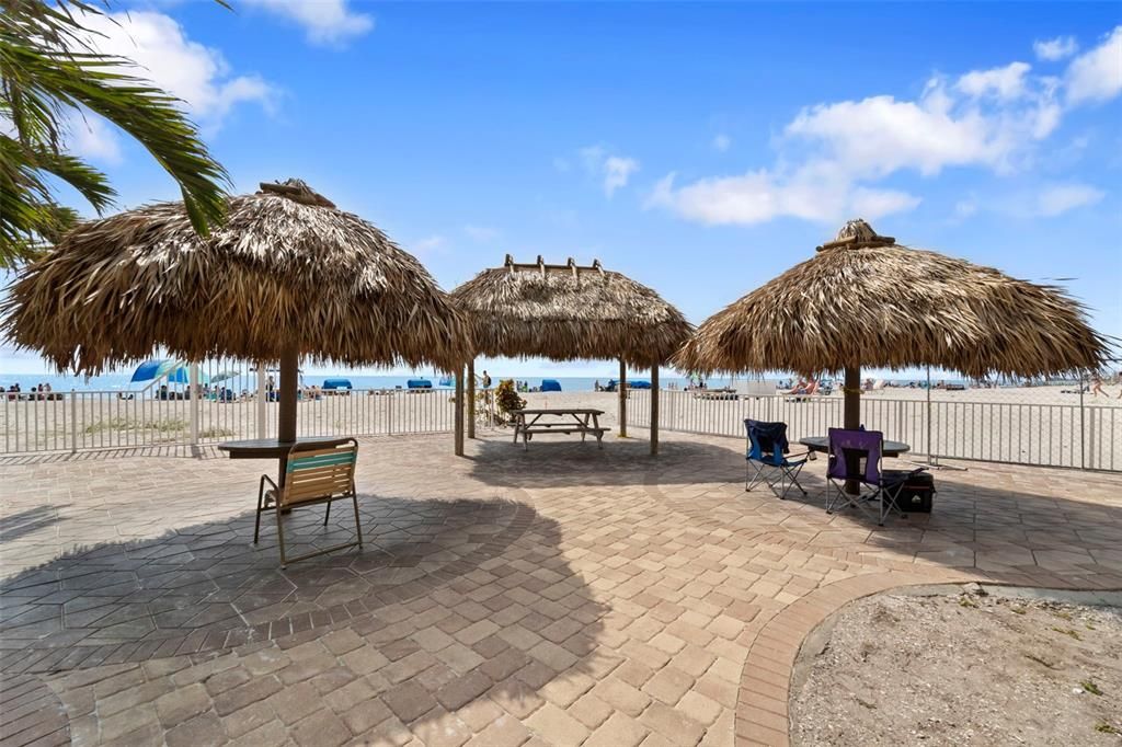 待售: $749,000 (1 贝兹, 0 浴室, 865 平方英尺)