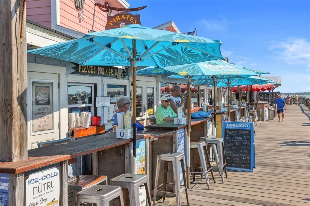 待售: $749,000 (1 贝兹, 0 浴室, 865 平方英尺)