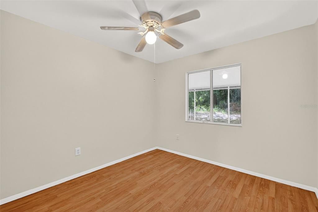 待售: $165,900 (3 贝兹, 2 浴室, 1140 平方英尺)