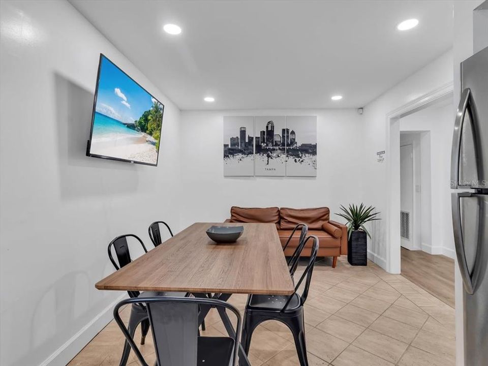 待售: $1,050,000 (0 贝兹, 0 浴室, 3452 平方英尺)