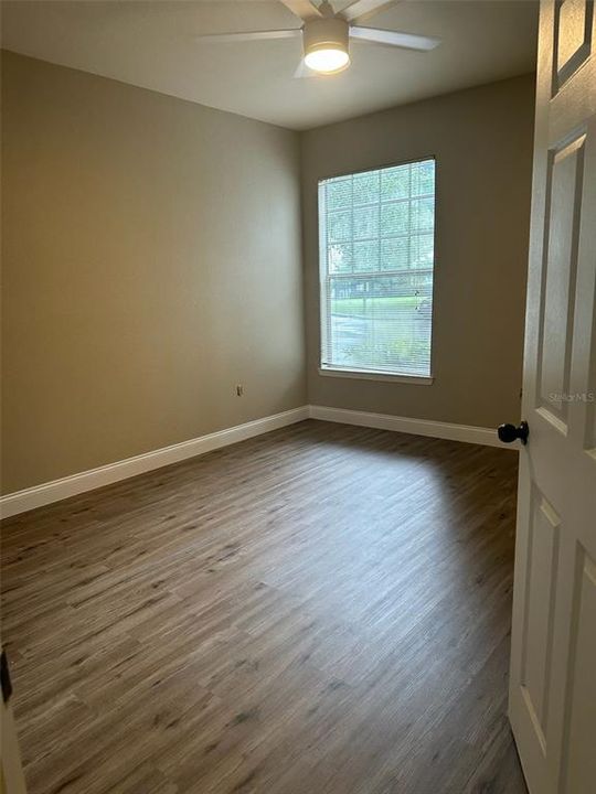 Active With Contract: $150,000 (1 beds, 1 baths, 837 Square Feet)
