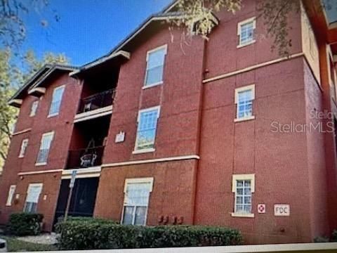 Active With Contract: $150,000 (1 beds, 1 baths, 837 Square Feet)