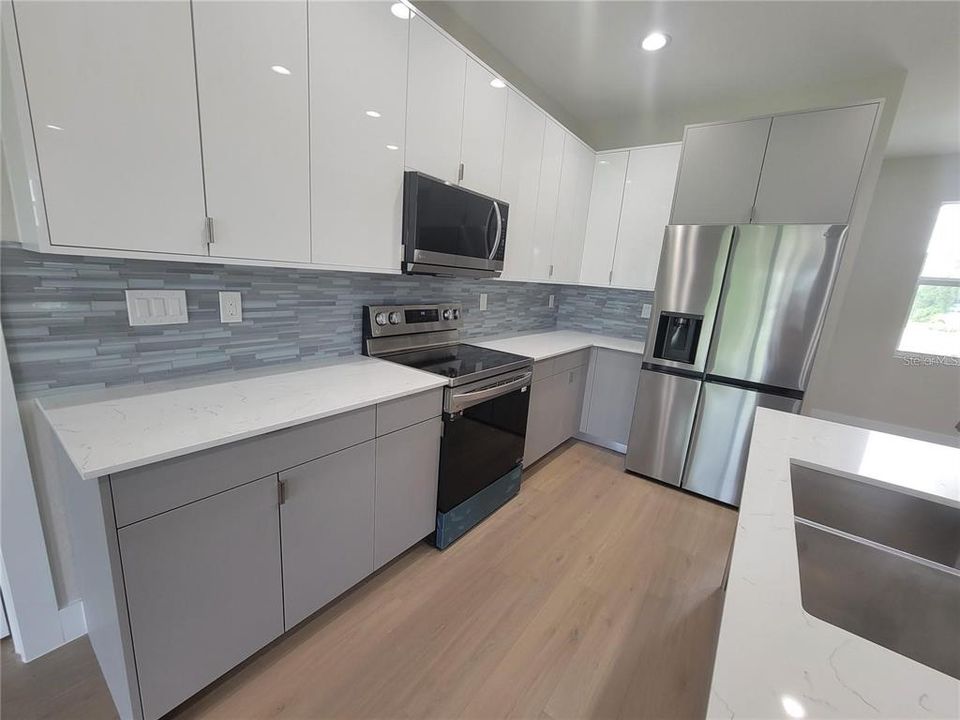 En Venta: $360,000 (3 camas, 2 baños, 1496 Pies cuadrados)