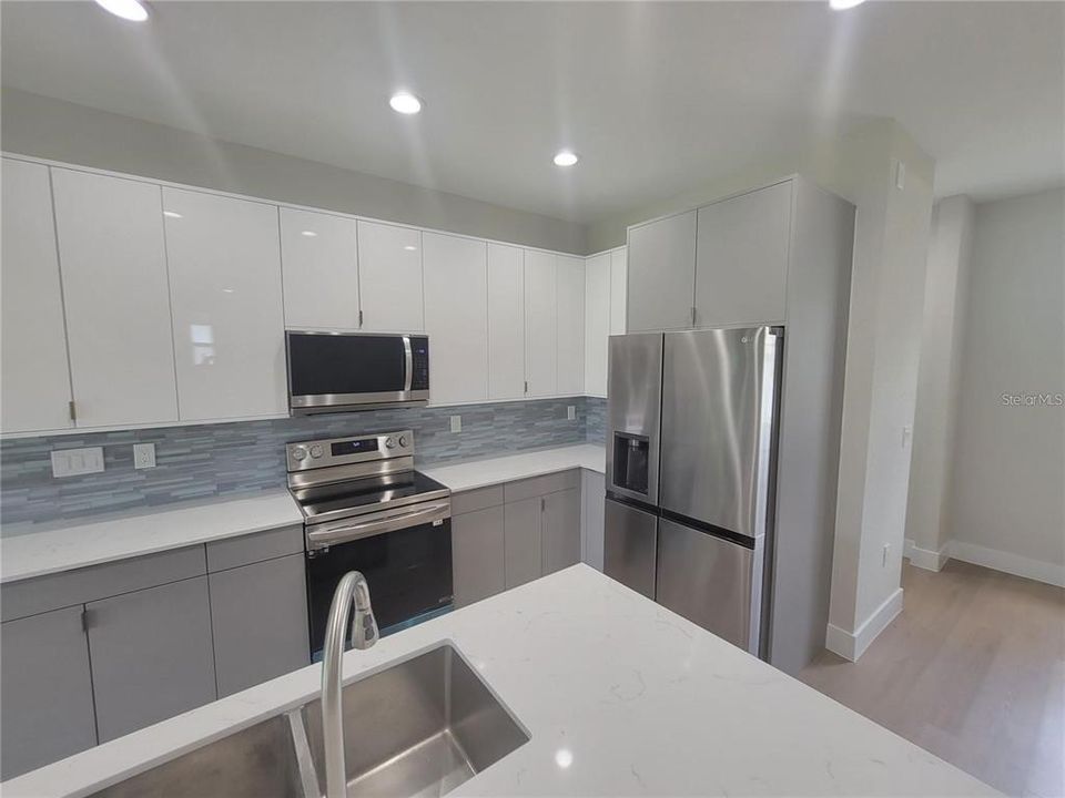 En Venta: $360,000 (3 camas, 2 baños, 1496 Pies cuadrados)