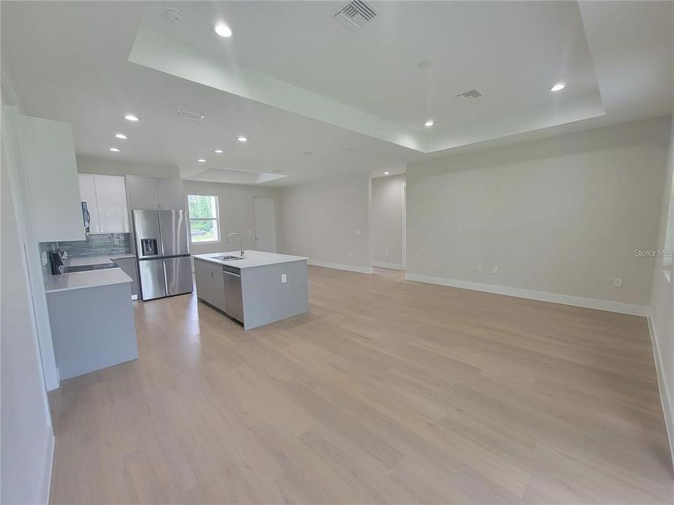 En Venta: $360,000 (3 camas, 2 baños, 1496 Pies cuadrados)