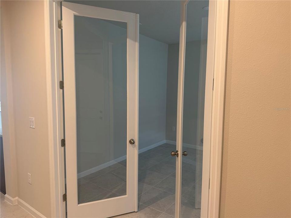 Activo con contrato: $501,020 (5 camas, 4 baños, 2797 Pies cuadrados)