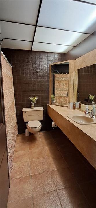 待售: $675,000 (3 贝兹, 3 浴室, 3452 平方英尺)