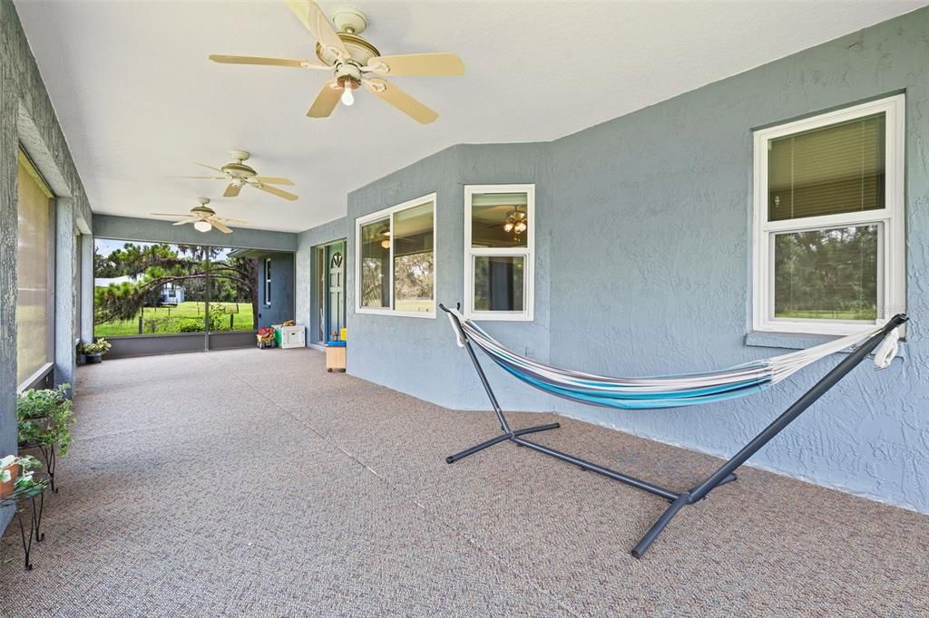 На продажу: $1,100,000 (3 спален, 2 ванн, 1940 Квадратных фут)