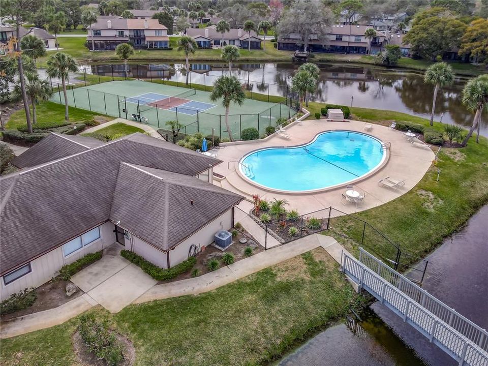 Activo con contrato: $279,000 (2 camas, 2 baños, 1515 Pies cuadrados)