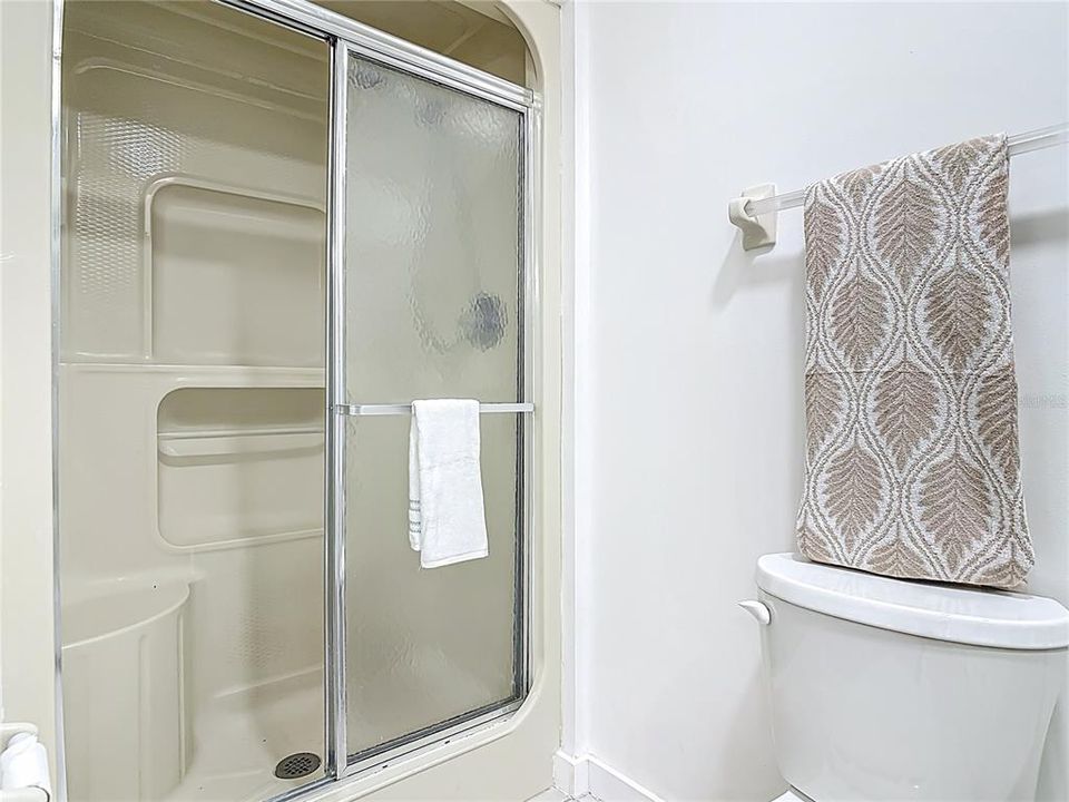 Activo con contrato: $279,000 (2 camas, 2 baños, 1515 Pies cuadrados)