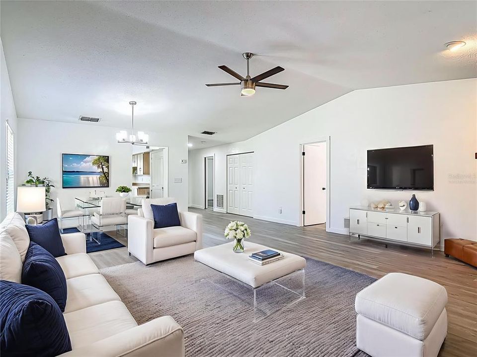 Activo con contrato: $279,000 (2 camas, 2 baños, 1515 Pies cuadrados)