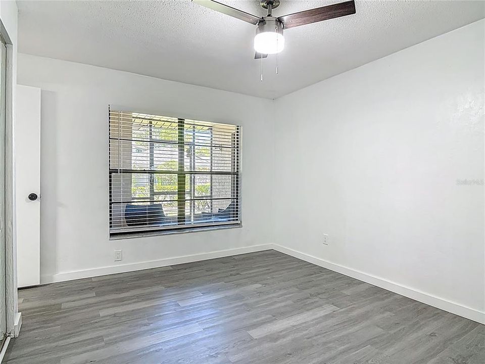 Activo con contrato: $279,000 (2 camas, 2 baños, 1515 Pies cuadrados)