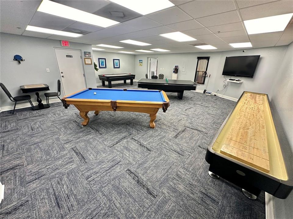 For Sale: $375,000 (2 beds, 2 baths, 950 Square Feet)