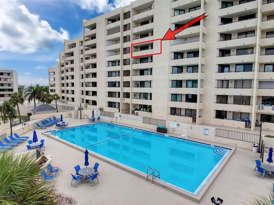 For Sale: $375,000 (2 beds, 2 baths, 950 Square Feet)