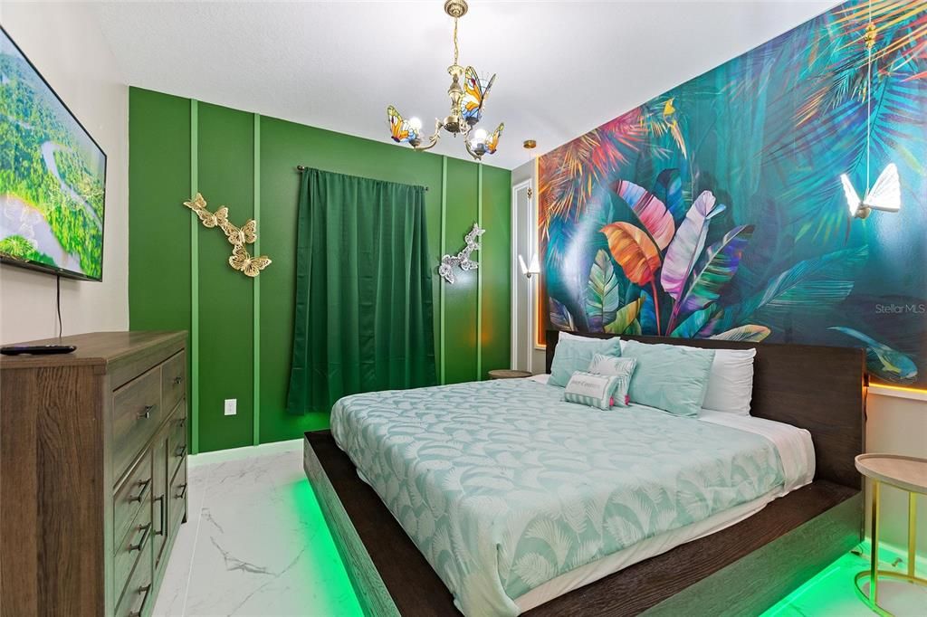 Active With Contract: $2,300,000 (15 beds, 15 baths, 6249 Square Feet)