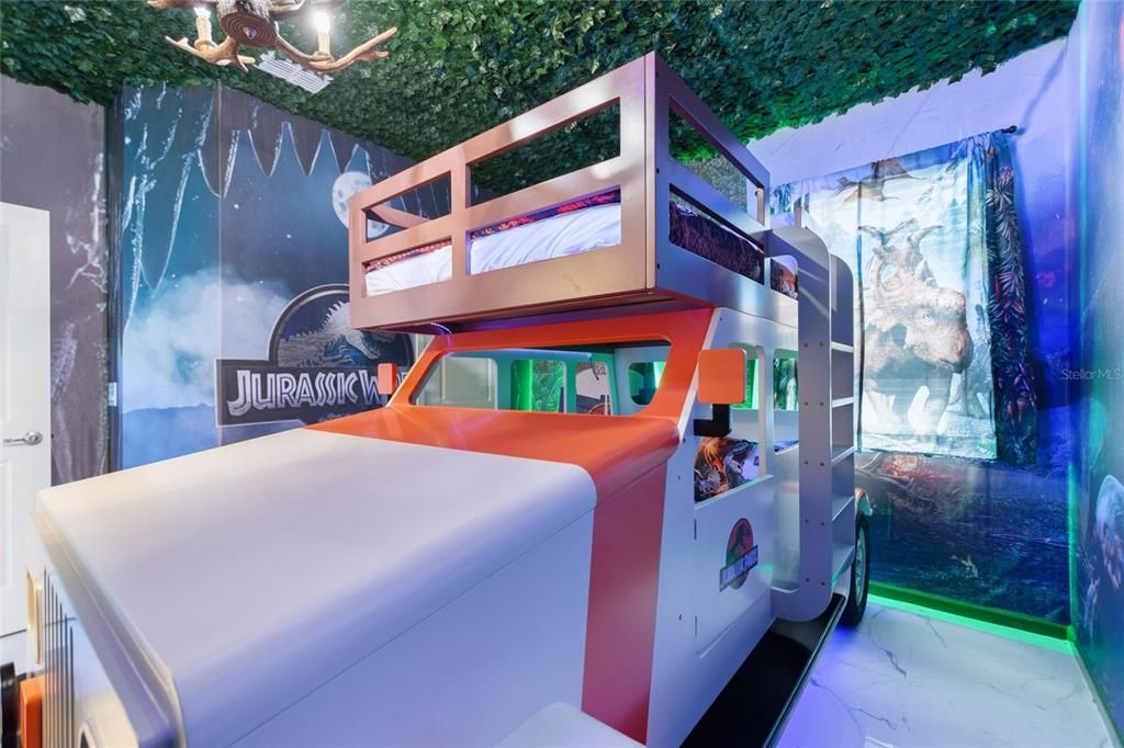 Active With Contract: $2,300,000 (15 beds, 15 baths, 6249 Square Feet)