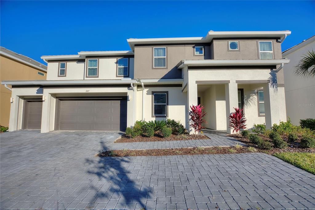 Active With Contract: $2,300,000 (15 beds, 15 baths, 6249 Square Feet)