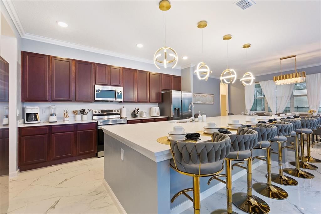 Active With Contract: $2,300,000 (15 beds, 15 baths, 6249 Square Feet)