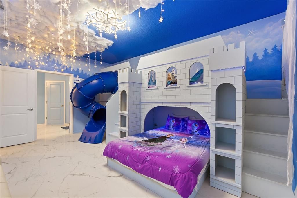 Active With Contract: $2,300,000 (15 beds, 15 baths, 6249 Square Feet)