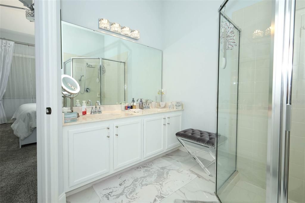 На продажу: $485,000 (3 спален, 2 ванн, 1832 Квадратных фут)