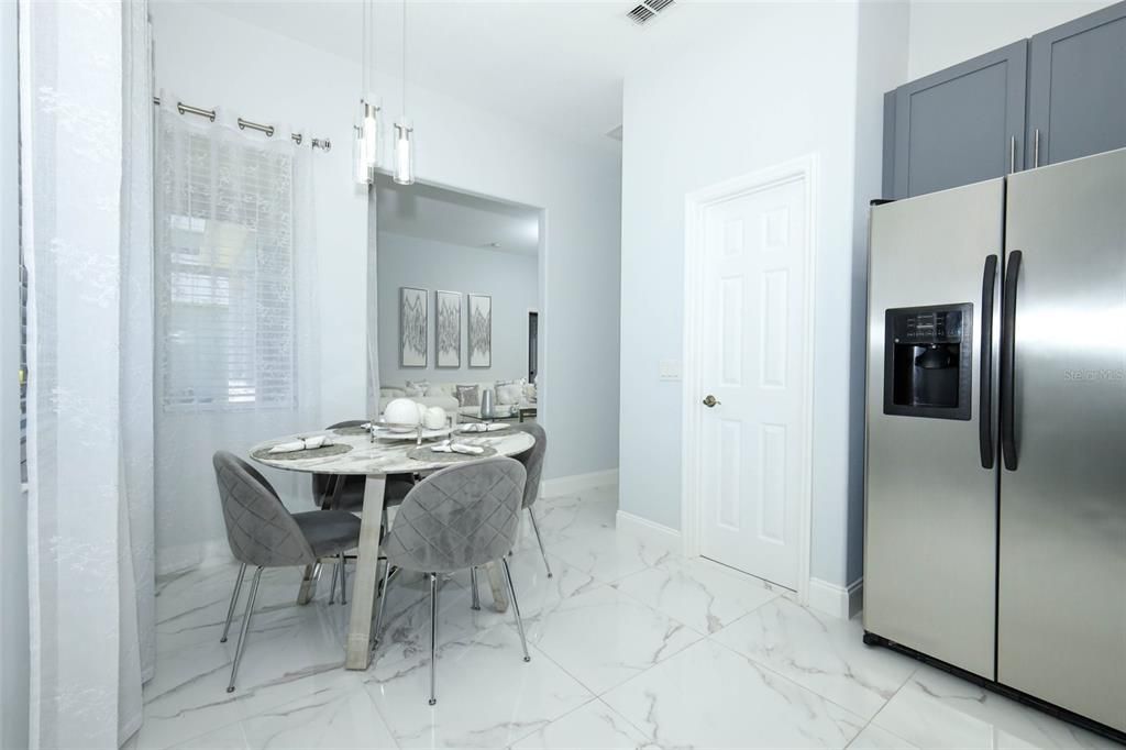 На продажу: $485,000 (3 спален, 2 ванн, 1832 Квадратных фут)