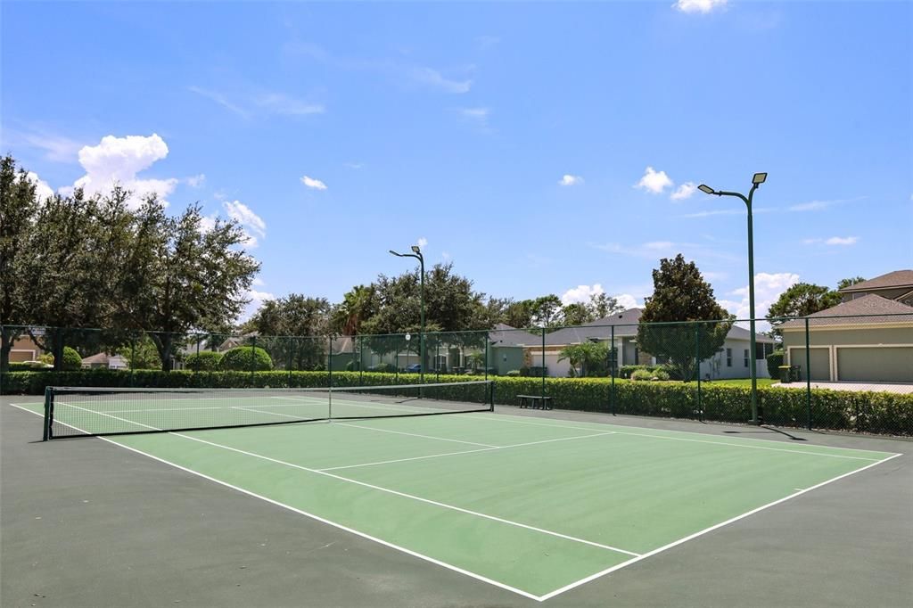 На продажу: $485,000 (3 спален, 2 ванн, 1832 Квадратных фут)