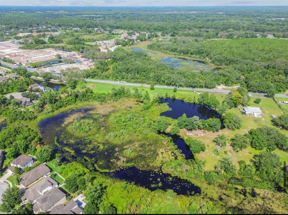 待售: $2,850,000 (17.00 acres)