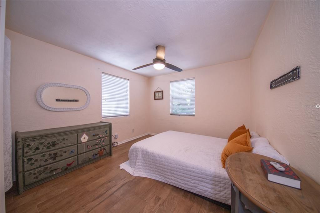 待售: $319,000 (3 贝兹, 2 浴室, 1146 平方英尺)