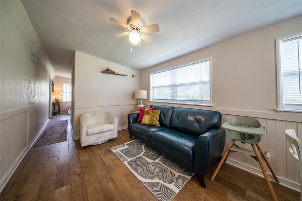 待售: $319,000 (3 贝兹, 2 浴室, 1146 平方英尺)