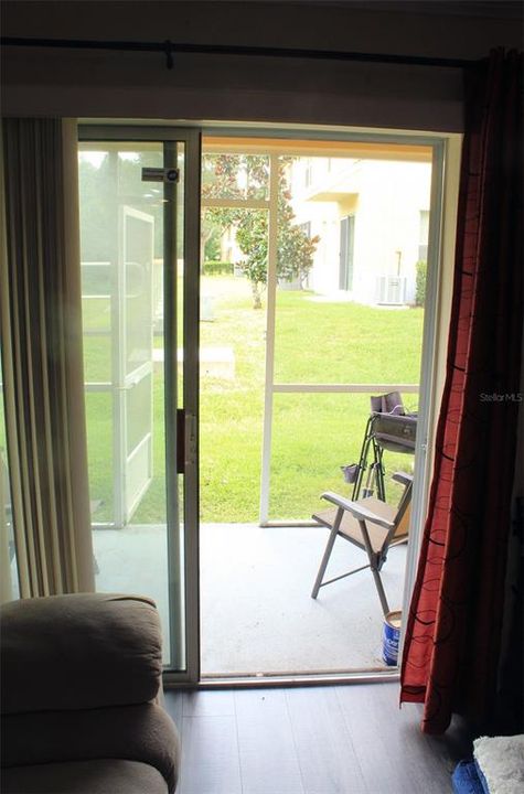 На продажу: $206,000 (2 спален, 2 ванн, 1561 Квадратных фут)