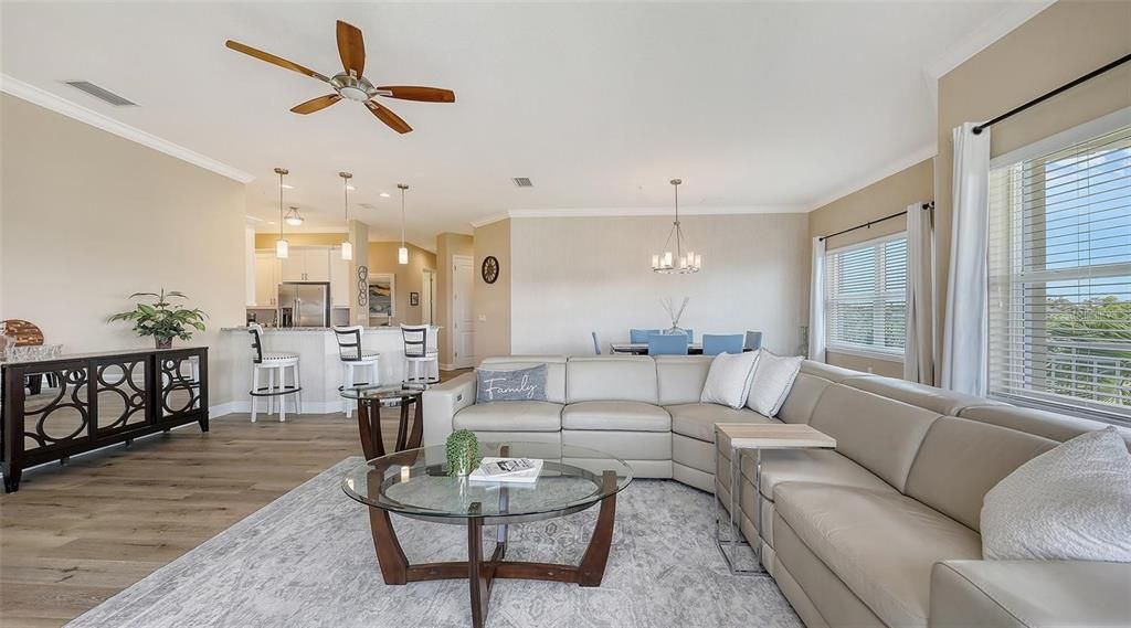 Active With Contract: $550,000 (3 beds, 2 baths, 1854 Square Feet)